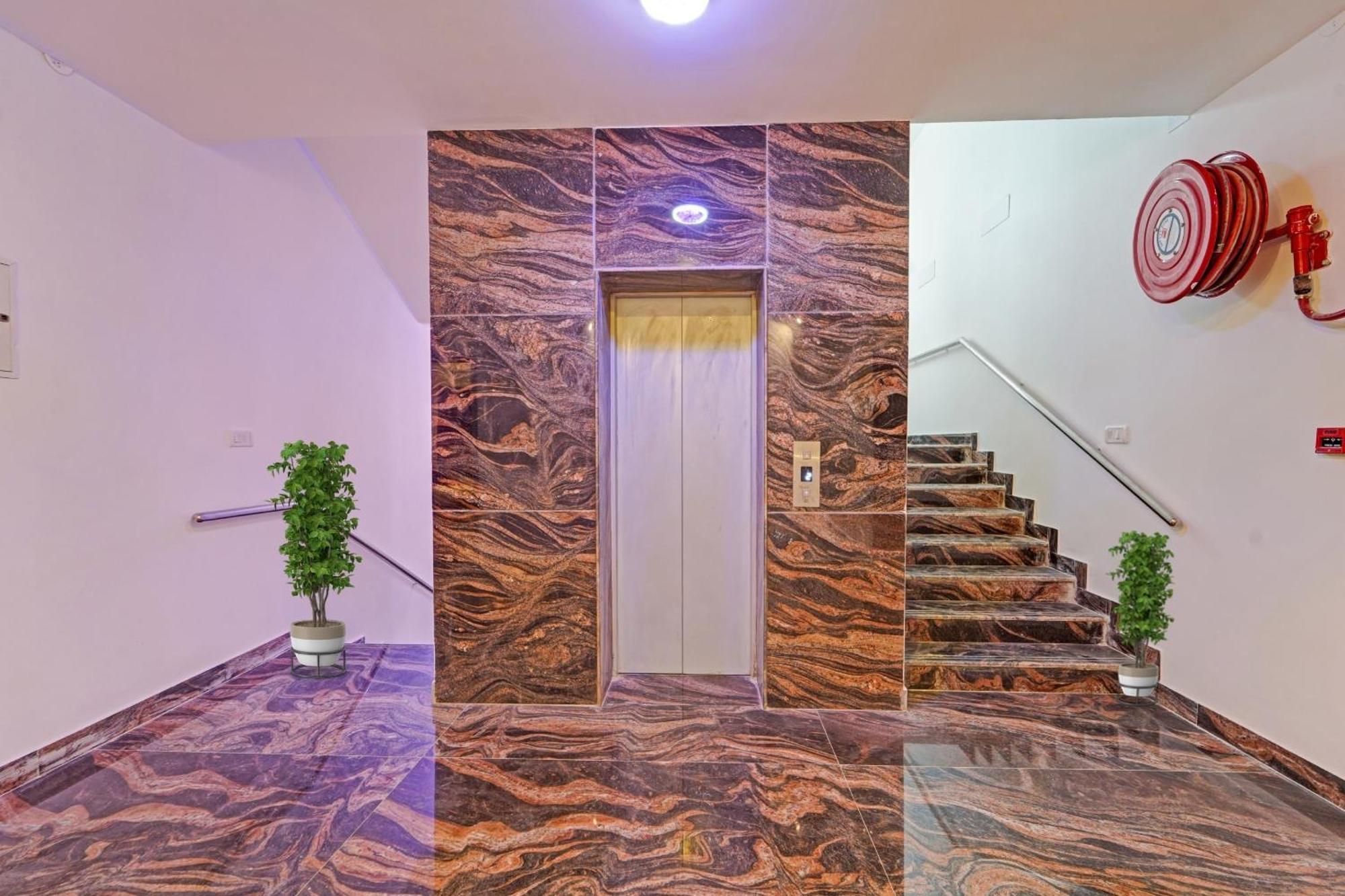 Super Townhouse Orchid Residency Near T.Nagar Chennai Exterior foto